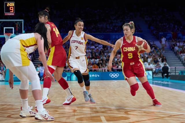 他通过缩短 他通过缩短